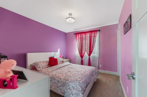 19 Saddlelake View Ne, Calgary, AB - Indoor Photo Showing Bedroom
