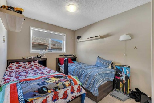 119 Valley Stream Circle Nw, Calgary, AB - Indoor Photo Showing Bedroom