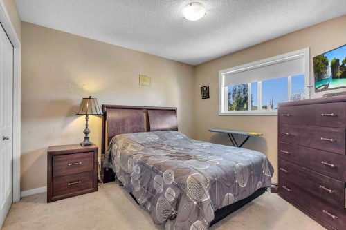 119 Valley Stream Circle Nw, Calgary, AB - Indoor Photo Showing Bedroom