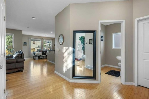 119 Valley Stream Circle Nw, Calgary, AB - Indoor