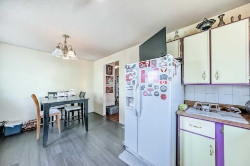 52 Castlebrook Rise Ne, Calgary, AB - Indoor