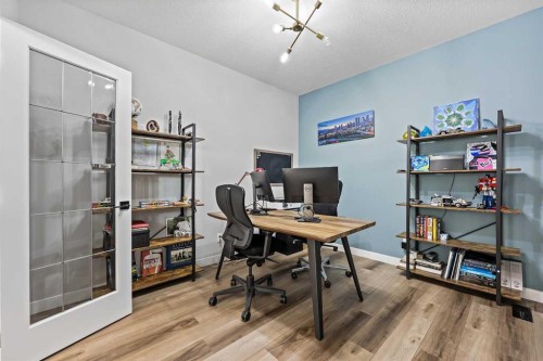 34 Coach Ridge Point Sw, Calgary, AB - Indoor Photo Showing Office