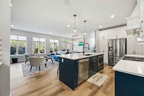 34 Coach Ridge Point Sw, Calgary, AB - Indoor Photo Showing Kitchen With Stainless Steel Kitchen With Upgraded Kitchen
