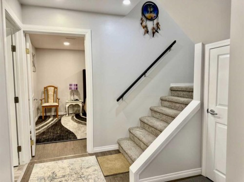 43 Bridlecrest Road Sw, Calgary, AB - Indoor Photo Showing Other Room