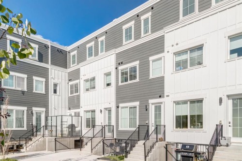 1651 8 Avenue Nw, Calgary, AB - Outdoor