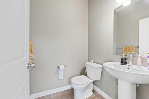 1529 Cornerstone Boulevard Ne, Calgary, AB - Indoor Photo Showing Bathroom