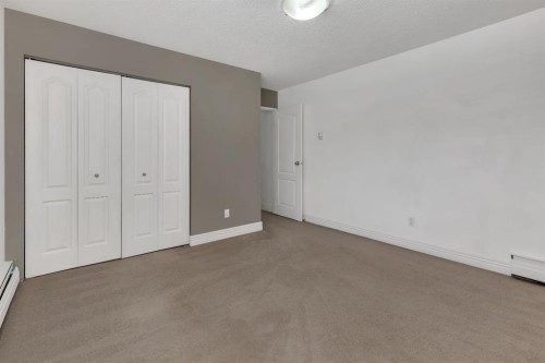 106-1123 13 Avenue Sw, Calgary, AB - Indoor Photo Showing Other Room