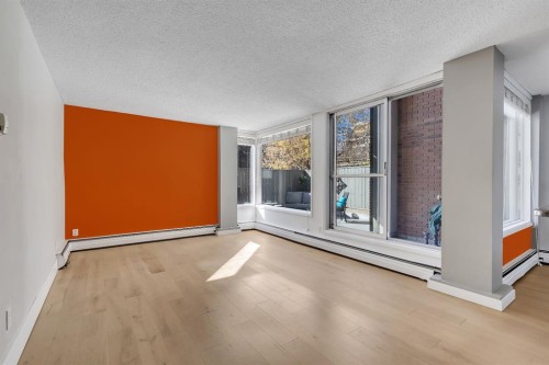 106-1123 13 Avenue Sw, Calgary, AB - Indoor Photo Showing Other Room