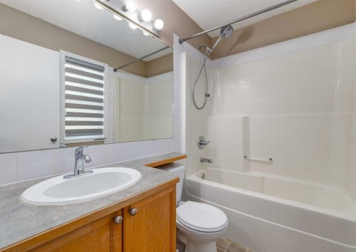 137 Tuscany Springs Way Nw, Calgary, AB - Indoor Photo Showing Bathroom