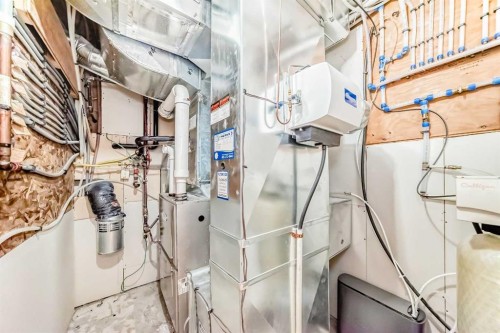 716 West Chestermere Drive, Chestermere, AB - Indoor