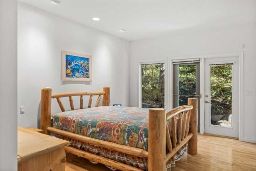 8-136 Stonecreek Road, Canmore, AB - Indoor Photo Showing Bedroom