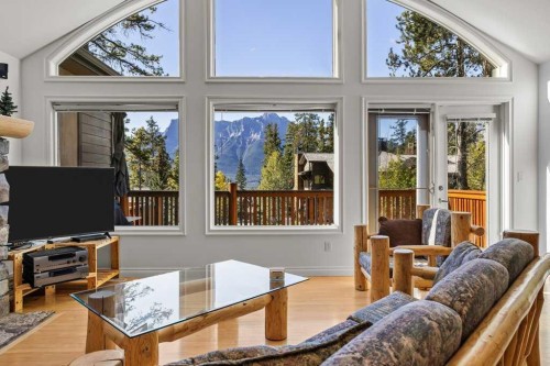 8-136 Stonecreek Road, Canmore, AB - Indoor