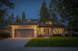 108 Canova Place SW Calgary, AB T2W 5M9