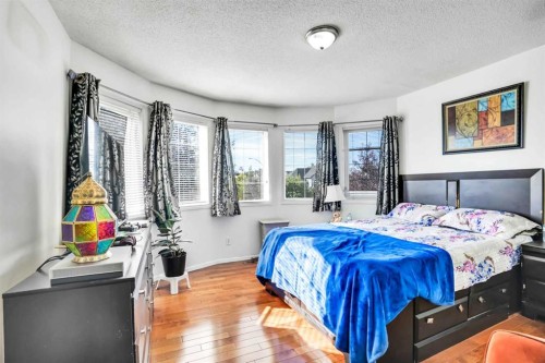 143 Taralea Gardens Ne, Calgary, AB - Indoor Photo Showing Bedroom