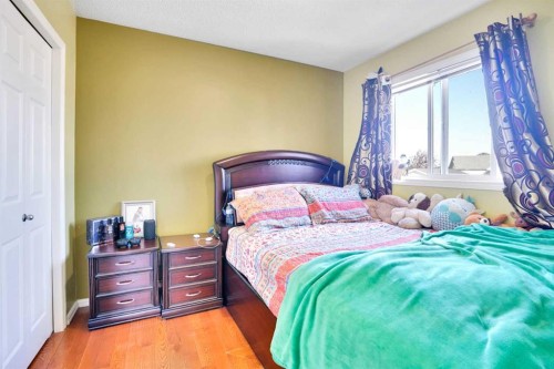 143 Taralea Gardens Ne, Calgary, AB - Indoor Photo Showing Bedroom