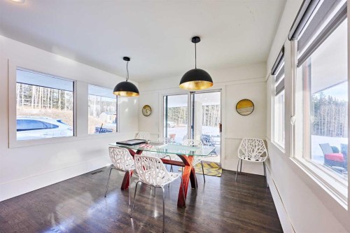 31 Williams Place, Bragg Creek, AB - Indoor Photo Showing Dining Room