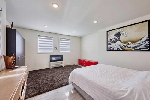 31 Williams Place, Bragg Creek, AB - Indoor Photo Showing Bedroom