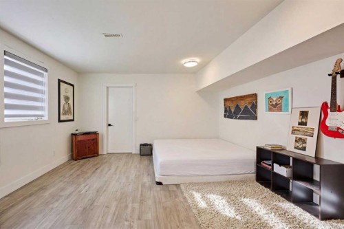 31 Williams Place, Bragg Creek, AB - Indoor