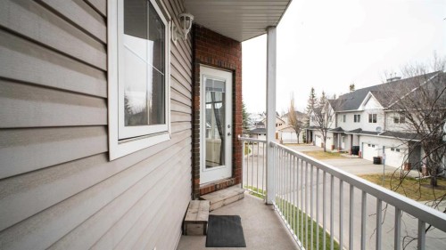 202-8 Prestwick Pond Terrace Se, Calgary, AB - Indoor Photo Showing Other Room