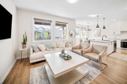 204-201 Cooperswood Green SW Airdrie, AB T3B 3Y6