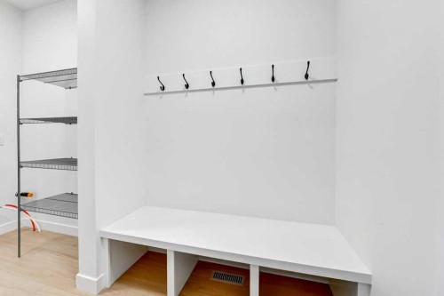 891 Langholm Drive Se, Airdrie, AB - Indoor