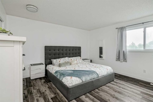 347 Whitefield Drive Ne, Calgary, AB - Indoor Photo Showing Bedroom