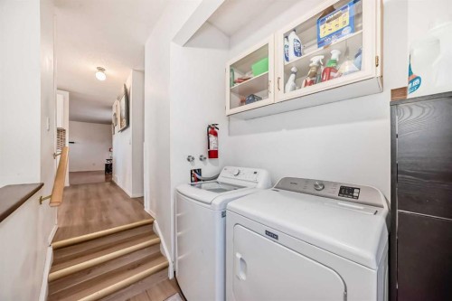 13 Brentwood Drive, Strathmore, AB - Indoor Photo Showing Laundry Room