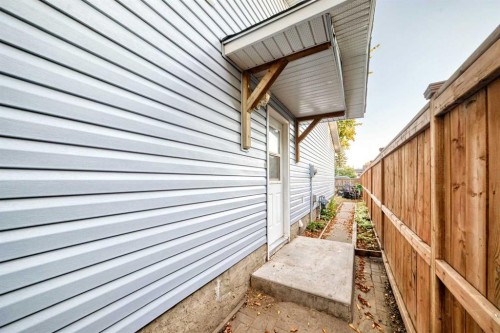 13 Brentwood Drive, Strathmore, AB - Outdoor With Exterior