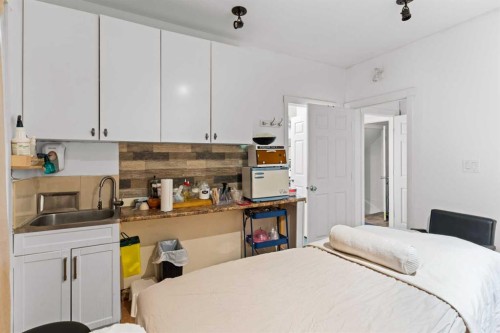 342 14 Street Nw, Calgary, AB 