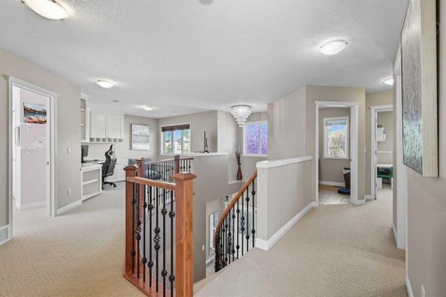 7 Panatella Close Nw, Calgary, AB - Indoor Photo Showing Other Room