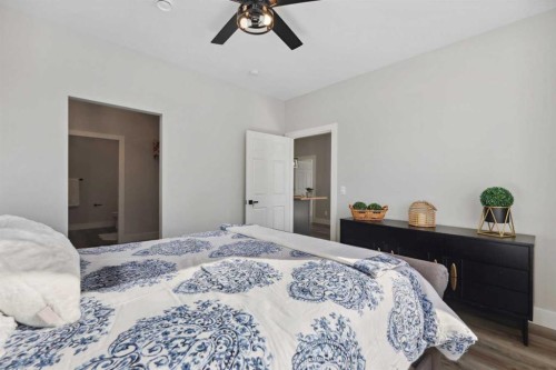 27-610 4 Avenue Sw, Sundre, AB - Indoor Photo Showing Bedroom