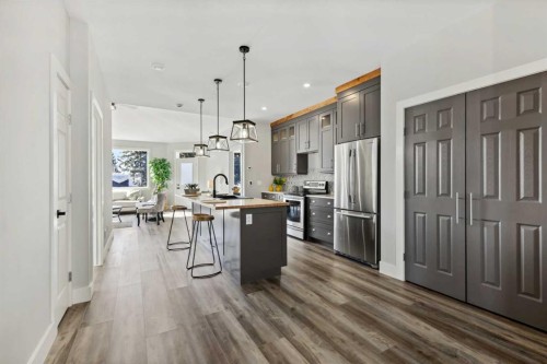 27-610 4 Avenue Sw, Sundre, AB - Indoor Photo Showing Kitchen With Upgraded Kitchen