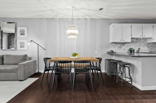 205-1001 68 Avenue Sw, Calgary, AB - Indoor