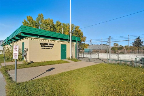 6609 19 Street Se, Calgary, AB - Outdoor