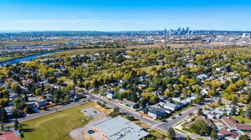 6609 19 Street Se, Calgary, AB - Outdoor With View