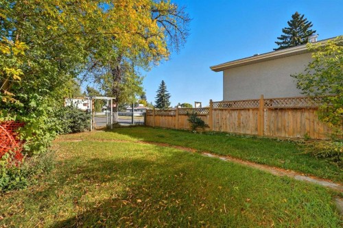 6609 19 Street Se, Calgary, AB - Outdoor