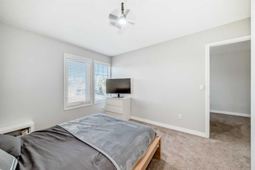 574 Chaparral Drive Se, Calgary, AB - Indoor Photo Showing Bedroom