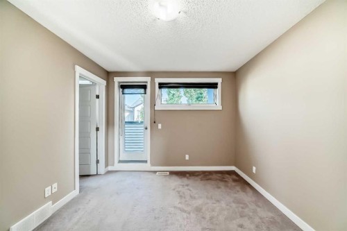 326 Covecreek Circle Ne, Calgary, AB - Indoor Photo Showing Other Room