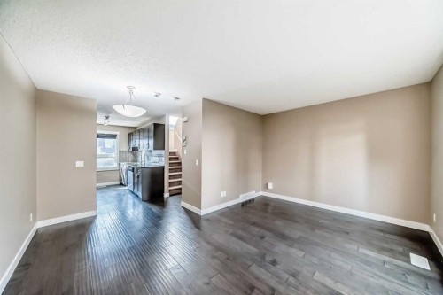 326 Covecreek Circle Ne, Calgary, AB - Indoor