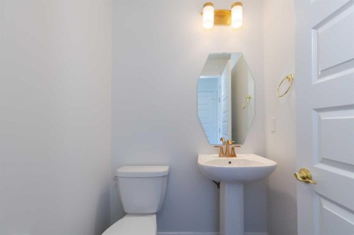 209-414 Seton Passage Se, Calgary, AB - Indoor Photo Showing Bathroom