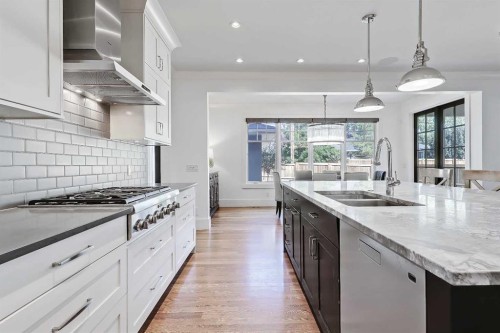 2 Granville Crescent Sw, Calgary, AB - Indoor Photo Showing Kitchen With Double Sink With Upgraded Kitchen