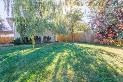 83 Brazeau Crescent Sw, Calgary, AB - Outdoor