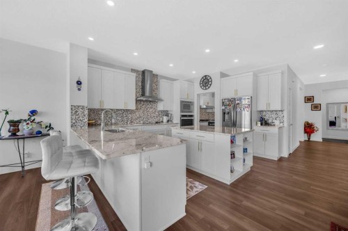 127 Ambleside Crescent Nw, Calgary, AB - Indoor Photo Showing Kitchen With Upgraded Kitchen