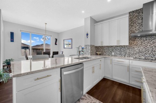 127 Ambleside Crescent Nw, Calgary, AB - Indoor Photo Showing Kitchen With Upgraded Kitchen