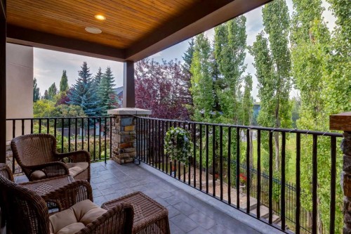 4 Aspen Ridge Bay Sw, Calgary, AB - Outdoor With Exterior