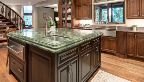 4 Aspen Ridge Bay Sw, Calgary, AB - Indoor Photo Showing Kitchen