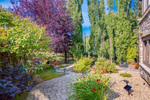 4 Aspen Ridge Bay Sw, Calgary, AB - Outdoor