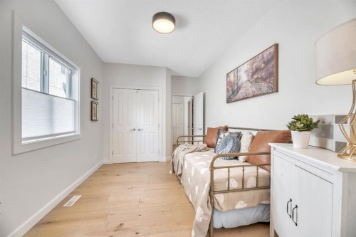 47 Cranleigh Green Se, Calgary, AB - Indoor Photo Showing Other Room