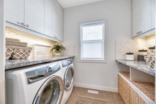 47 Cranleigh Green Se, Calgary, AB - Indoor Photo Showing Laundry Room