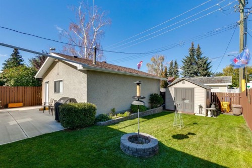 360 Malvern Close Ne, Calgary, AB - Outdoor